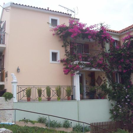 Gary Apartments Άσσος Εξωτερικό φωτογραφία